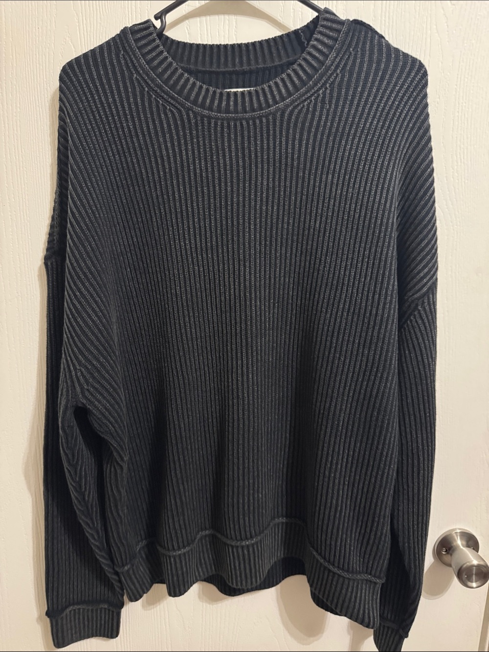 Hollister Chunky Ribbed Boxy Fit Washed Black  Sweater Mens XL Crew Neck NWT